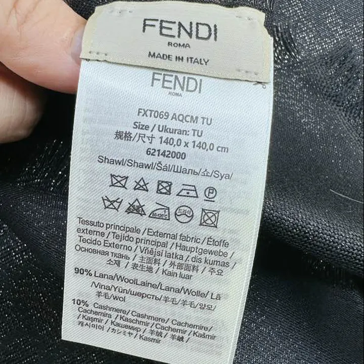 スーパーコピー フェンディ マフラー