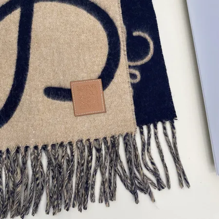 スーパーコピー ロエベ マフラー