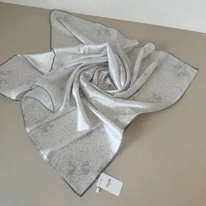 スーパーコピー セリーヌ マフラー