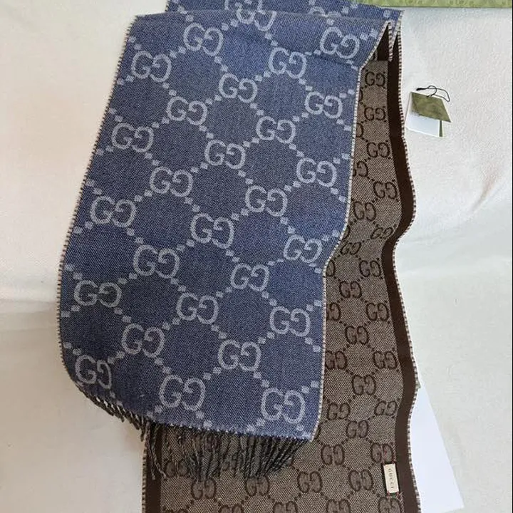 スーパーコピー グッチ マフラー