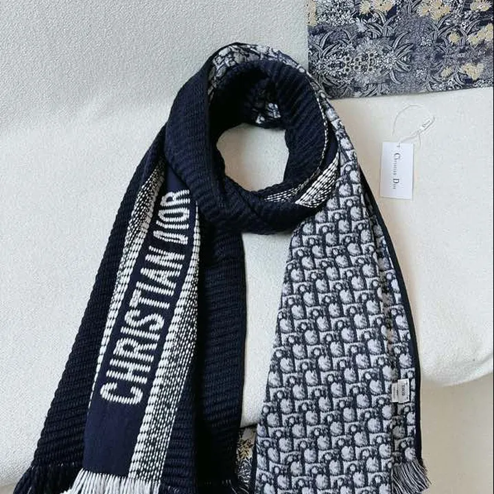 スーパーコピー ディオール マフラー