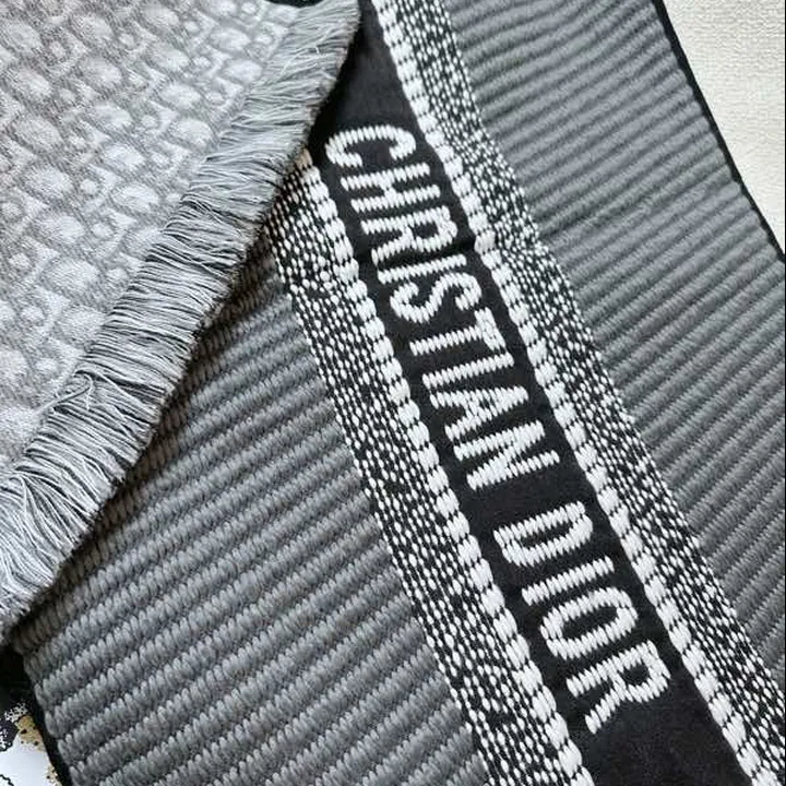 スーパーコピー ディオール マフラー