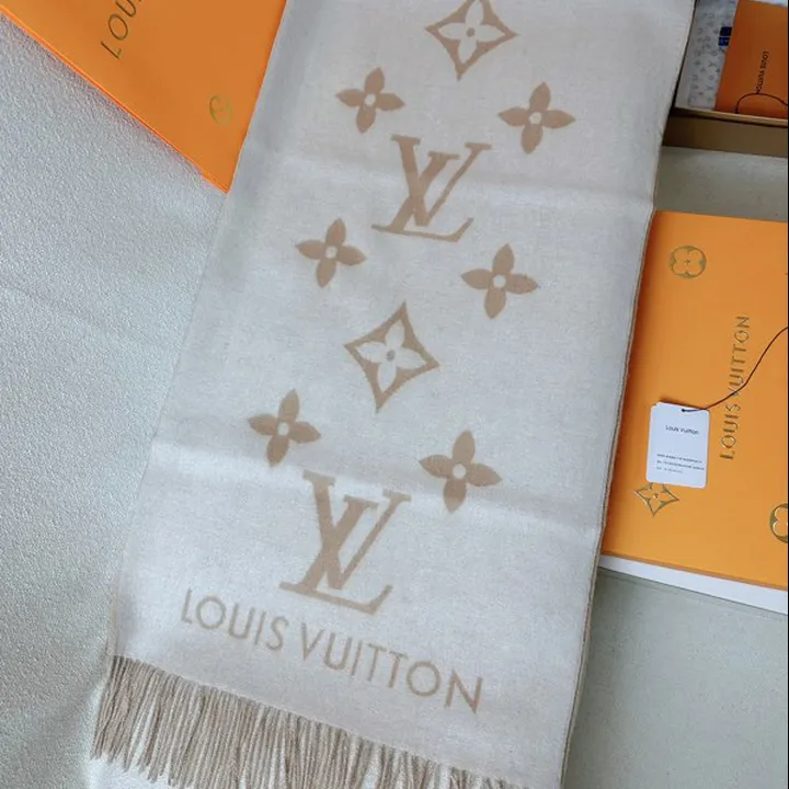 スーパーコピー ルイヴィトン マフラー