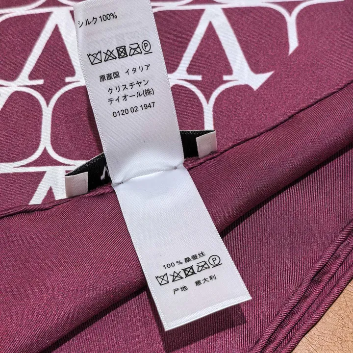 スーパーコピー ヴァレンティノ マフラー