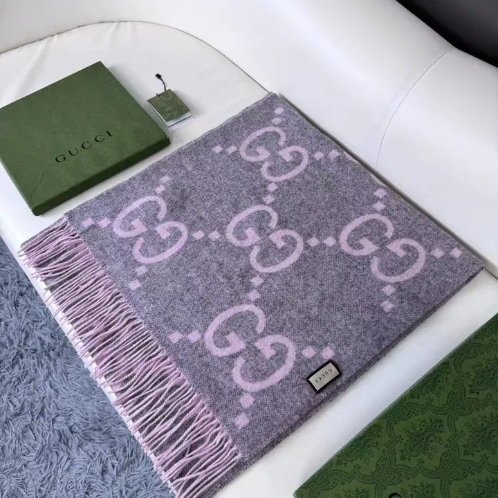 スーパーコピー グッチ マフラー