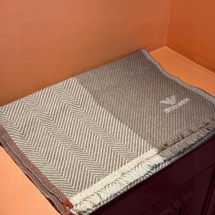 スーパーコピー フェンディ マフラー