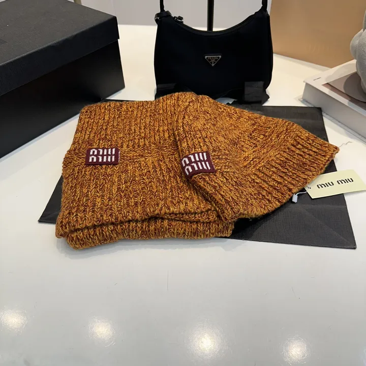 スーパーコピー ミュウミュウ マフラー