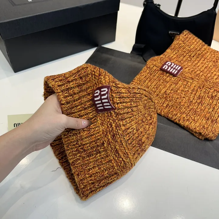 スーパーコピー ミュウミュウ マフラー