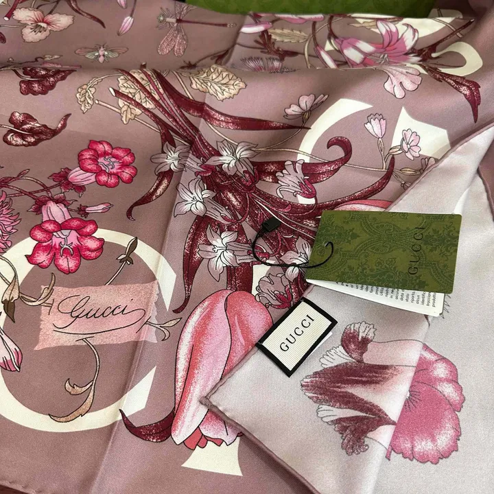 スーパーコピー グッチ マフラー