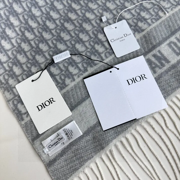 スーパーコピー ディオール マフラー