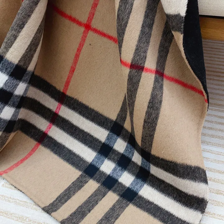 スーパーコピー バーバリー ス マフラー