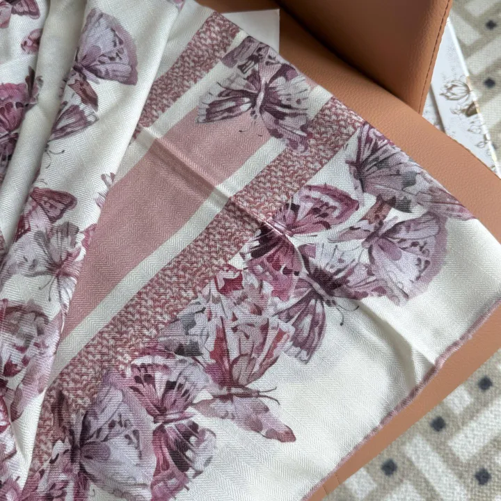 スーパーコピー ディオール マフラー