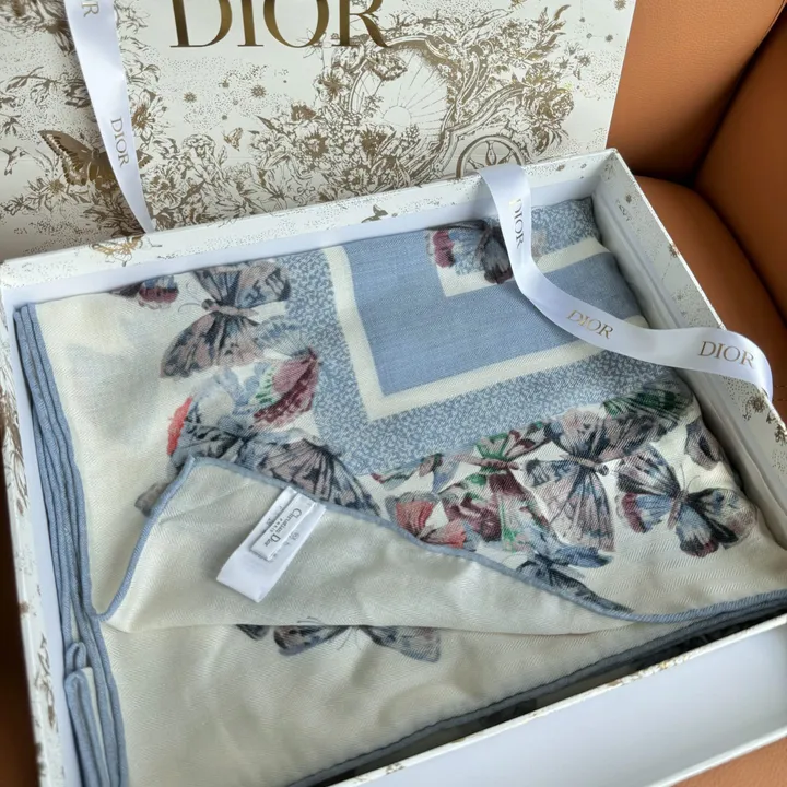 スーパーコピー ディオール マフラー