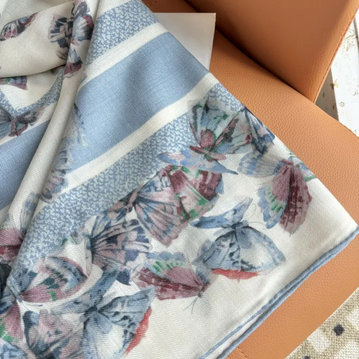 スーパーコピー ディオール マフラー