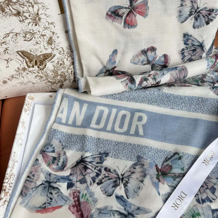 スーパーコピー ディオール マフラー