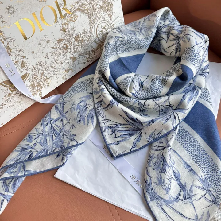 スーパーコピー ディオール マフラー