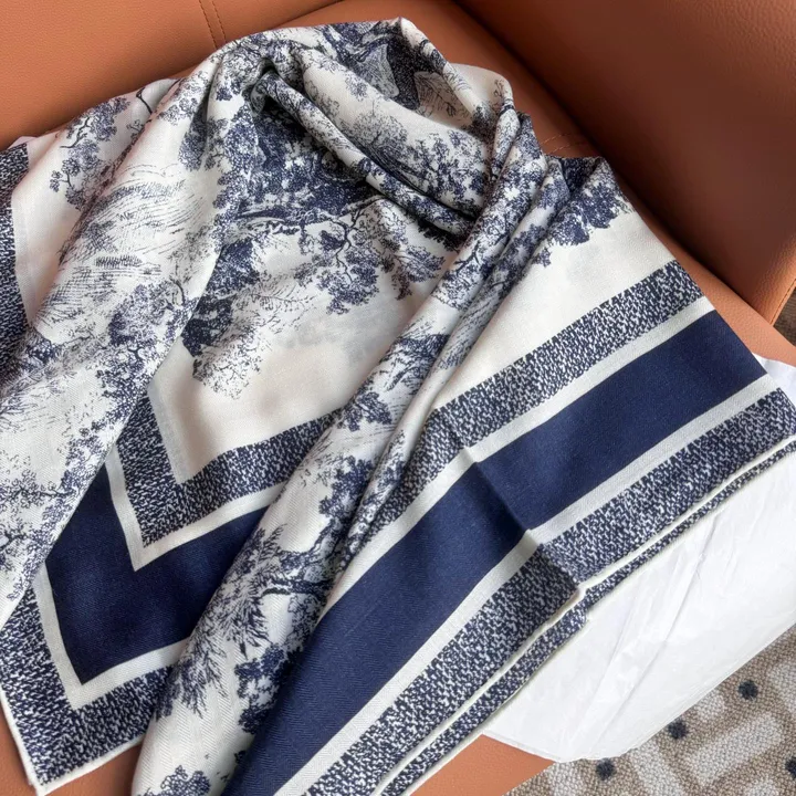 スーパーコピー ディオール マフラー