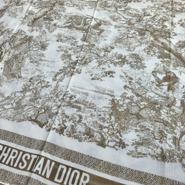 スーパーコピー ディオール マフラー