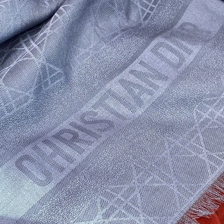 スーパーコピー ディオール マフラー