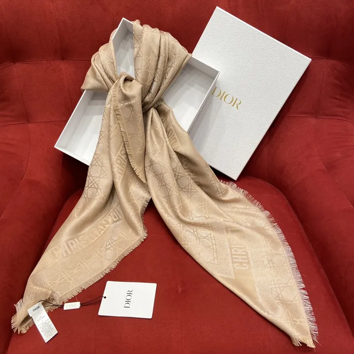 スーパーコピー ディオール マフラー