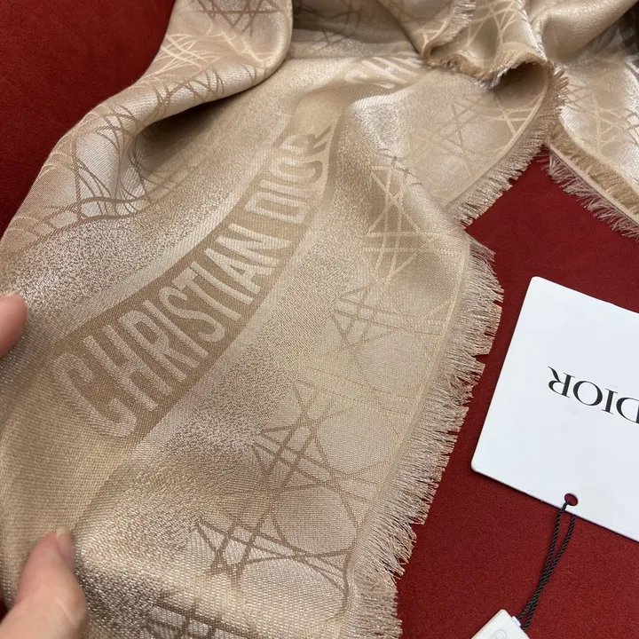 スーパーコピー ディオール マフラー