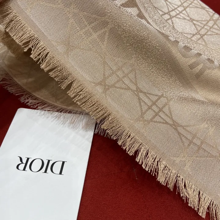 スーパーコピー ディオール マフラー