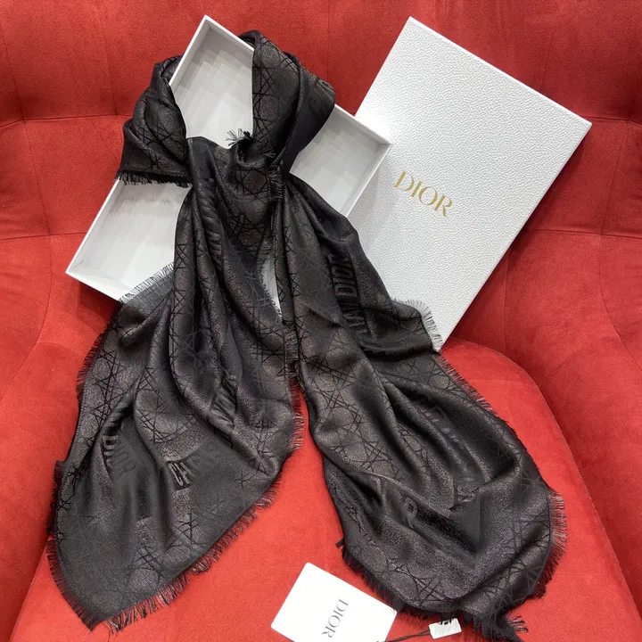 スーパーコピー ディオール マフラー