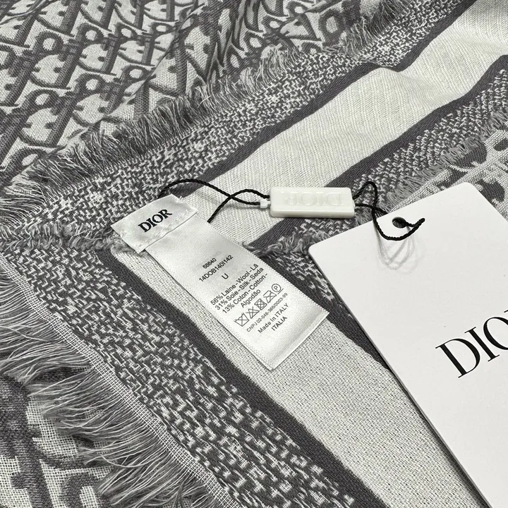 スーパーコピー ディオール マフラー