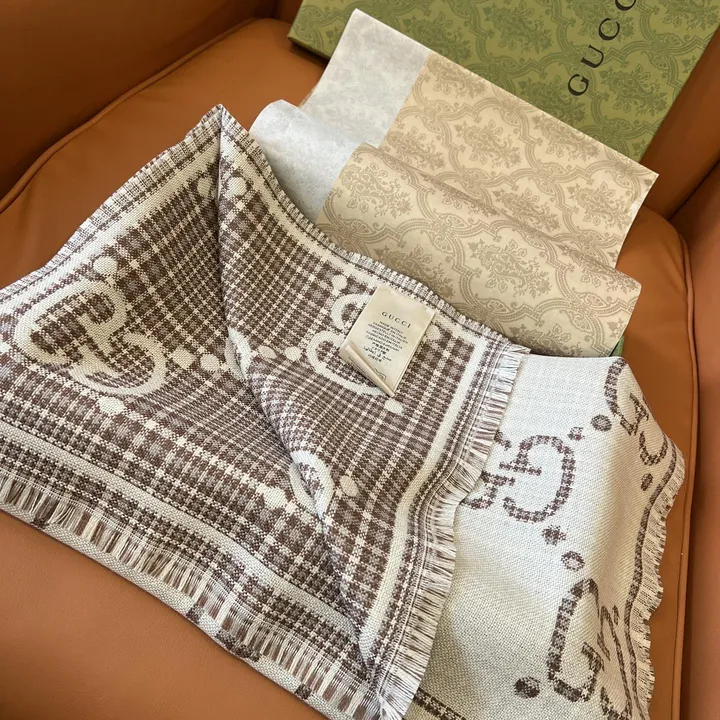 スーパーコピー グッチ マフラー