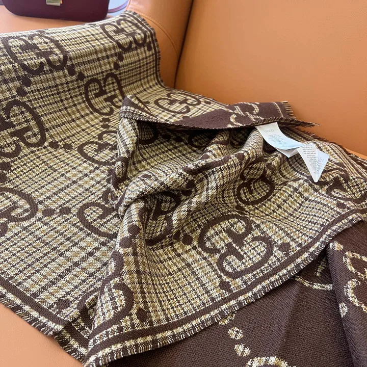 スーパーコピー グッチ マフラー