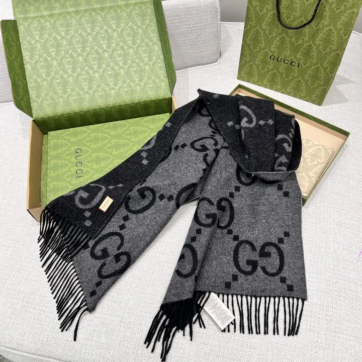 スーパーコピー グッチ マフラー