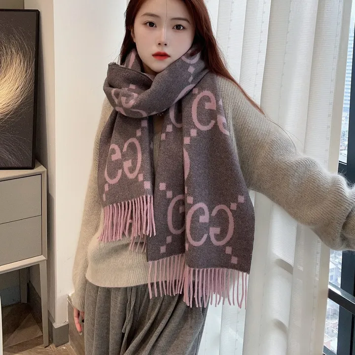 スーパーコピー グッチ マフラー