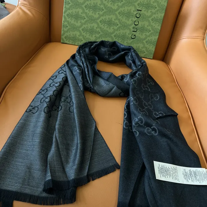 スーパーコピー グッチ マフラー