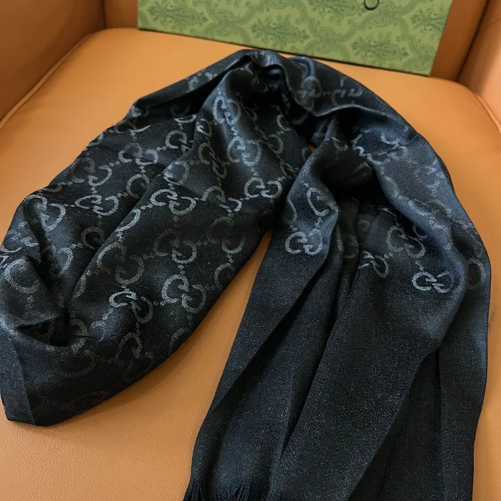 スーパーコピー グッチ マフラー