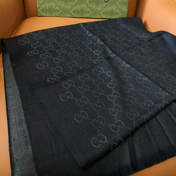 スーパーコピー グッチ マフラー