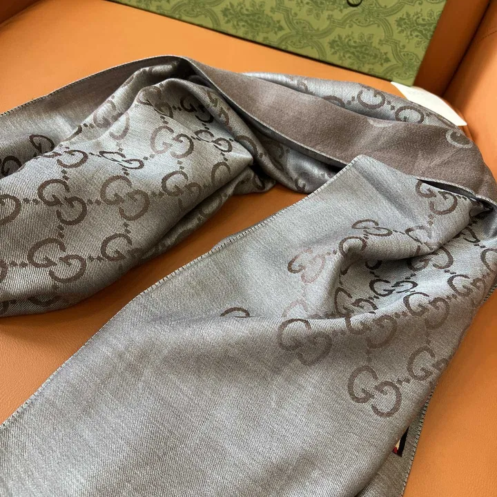 スーパーコピー グッチ マフラー