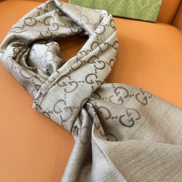 スーパーコピー グッチ マフラー