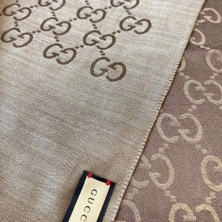 スーパーコピー グッチ マフラー