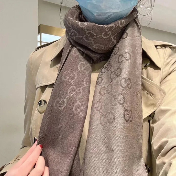 スーパーコピー グッチ マフラー