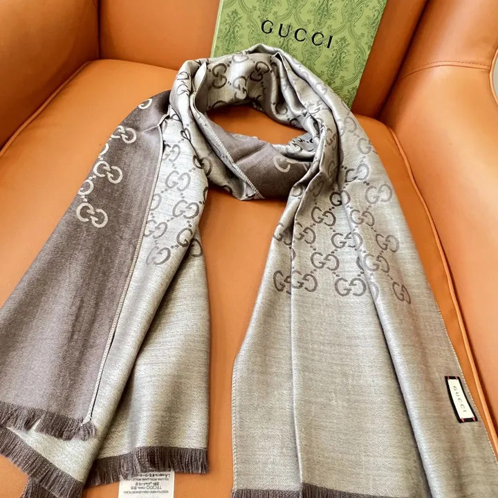 スーパーコピー グッチ マフラー