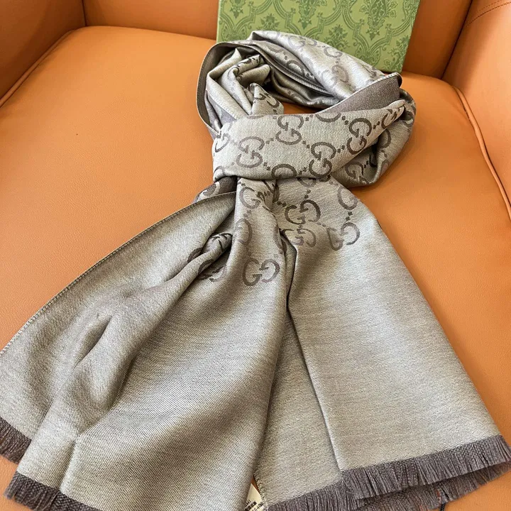 スーパーコピー グッチ マフラー