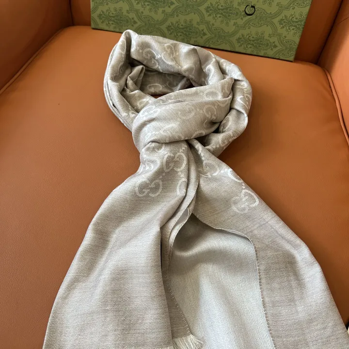 スーパーコピー グッチ マフラー