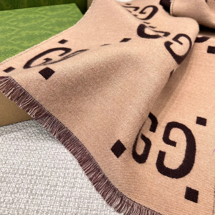 スーパーコピー グッチ マフラー