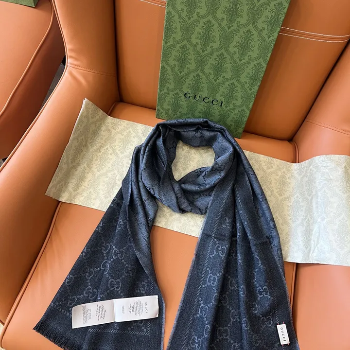 スーパーコピー グッチ マフラー