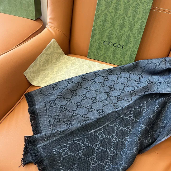 スーパーコピー グッチ マフラー