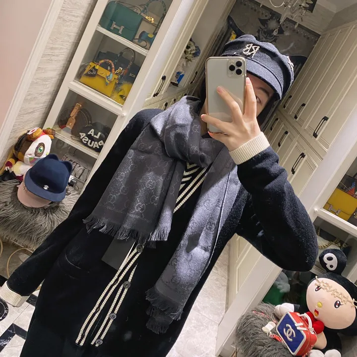 スーパーコピー グッチ マフラー