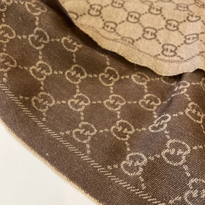 スーパーコピー グッチ マフラー