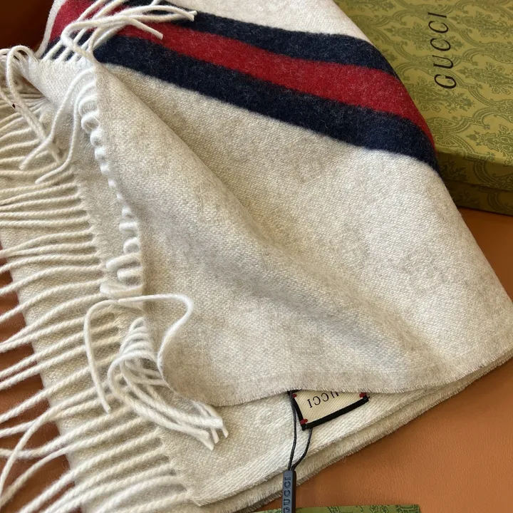 スーパーコピー グッチ マフラー