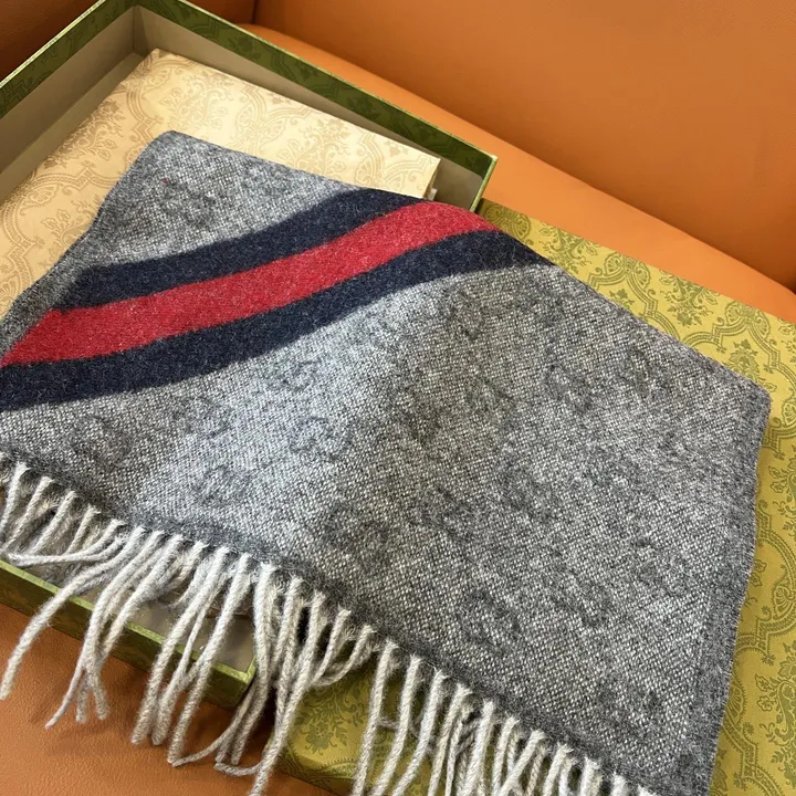 スーパーコピー グッチ マフラー