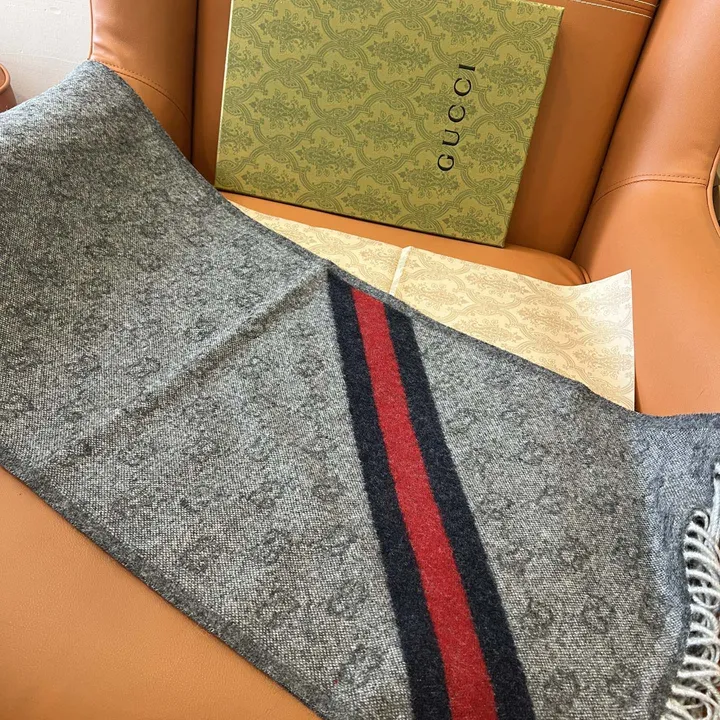 スーパーコピー グッチ マフラー